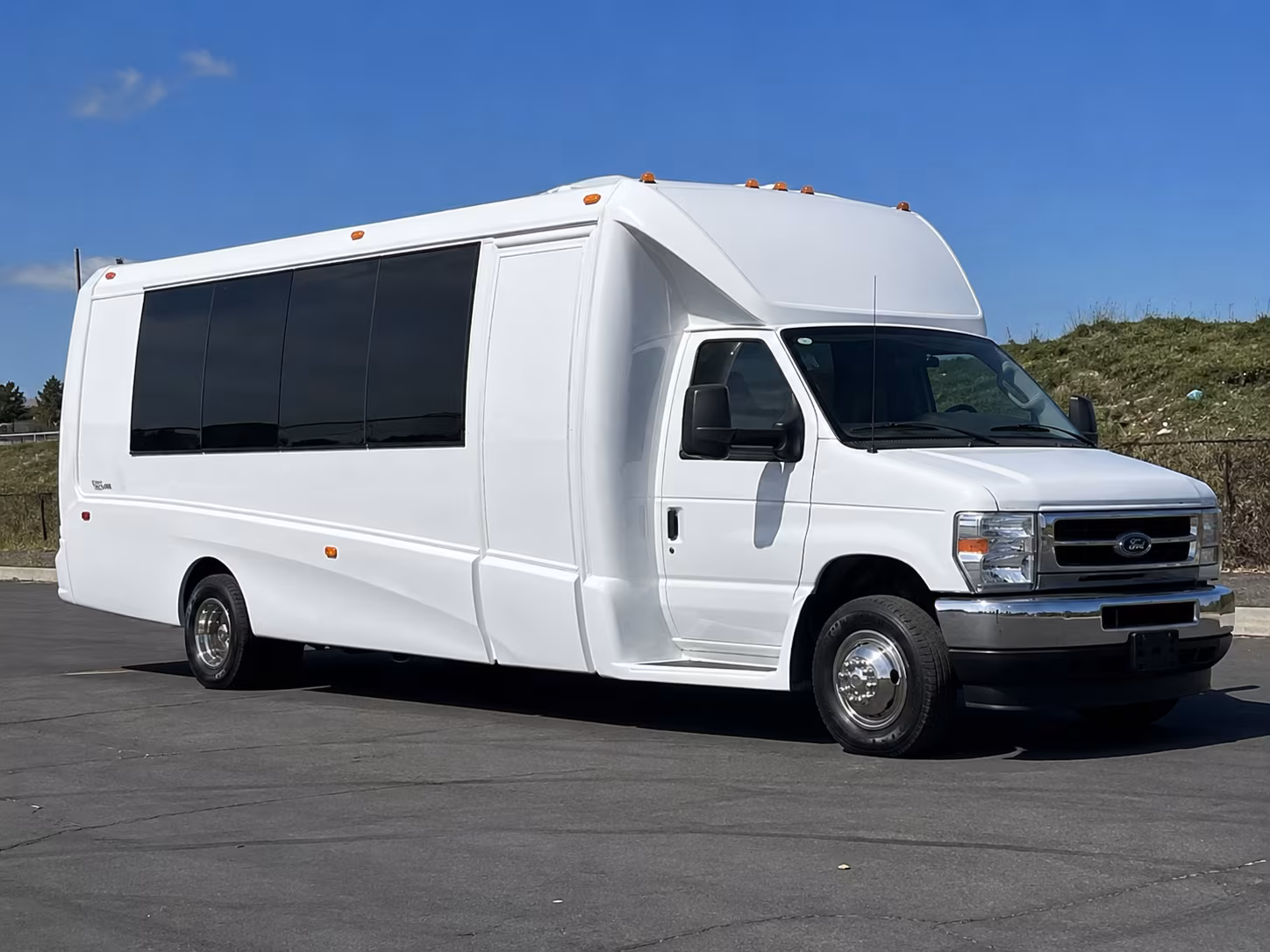 along niagara wine trail winery tours buffalo party bus rental
