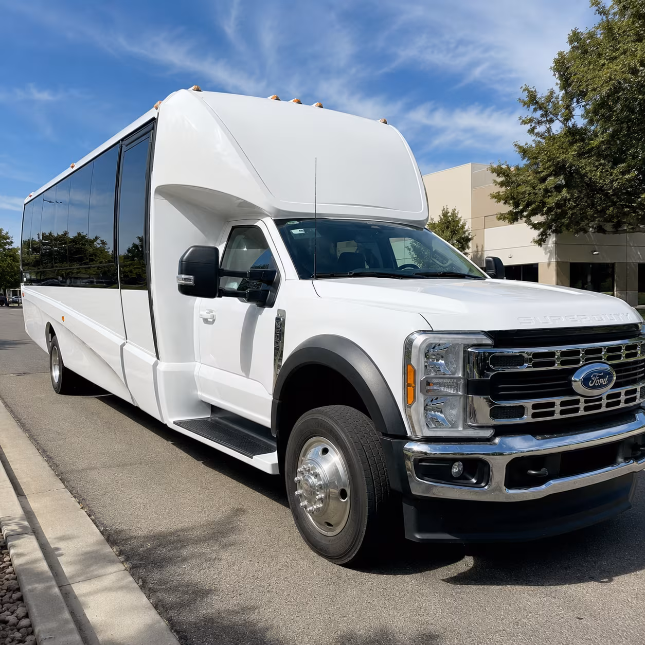bus rentals for corporate dining client entertainment and niagara falls day trips