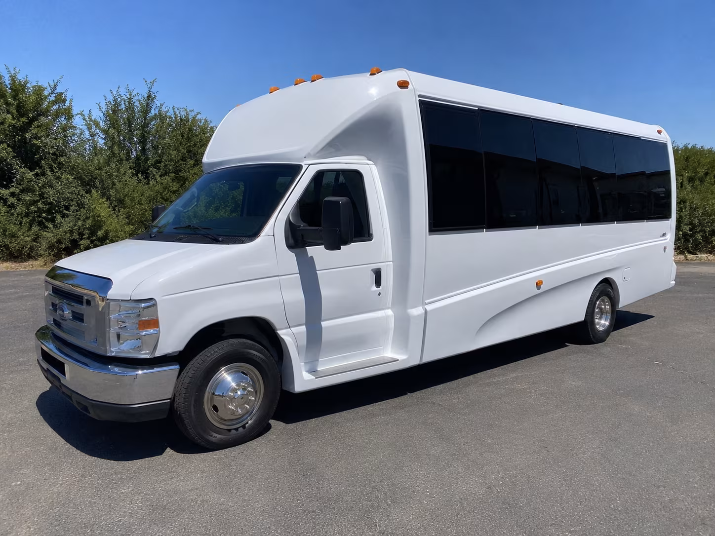 party buses for buffalo wedding parties and bridal groups